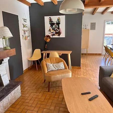 Dom wakacyjny Maison Familiale Bord De